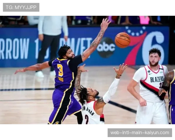 开拓者防守效率110.4联盟第13 整体防守处于中游水平